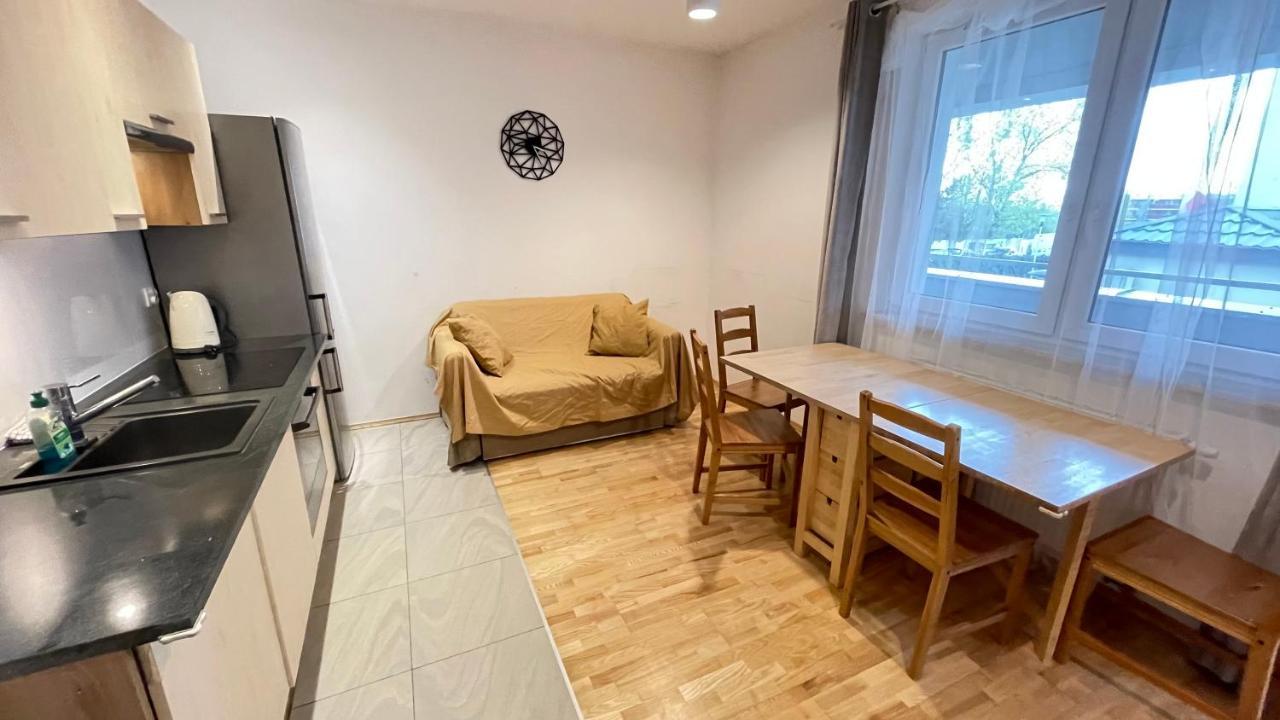 Apartament Park Zakrzowek Apartment Krasków Exterior foto